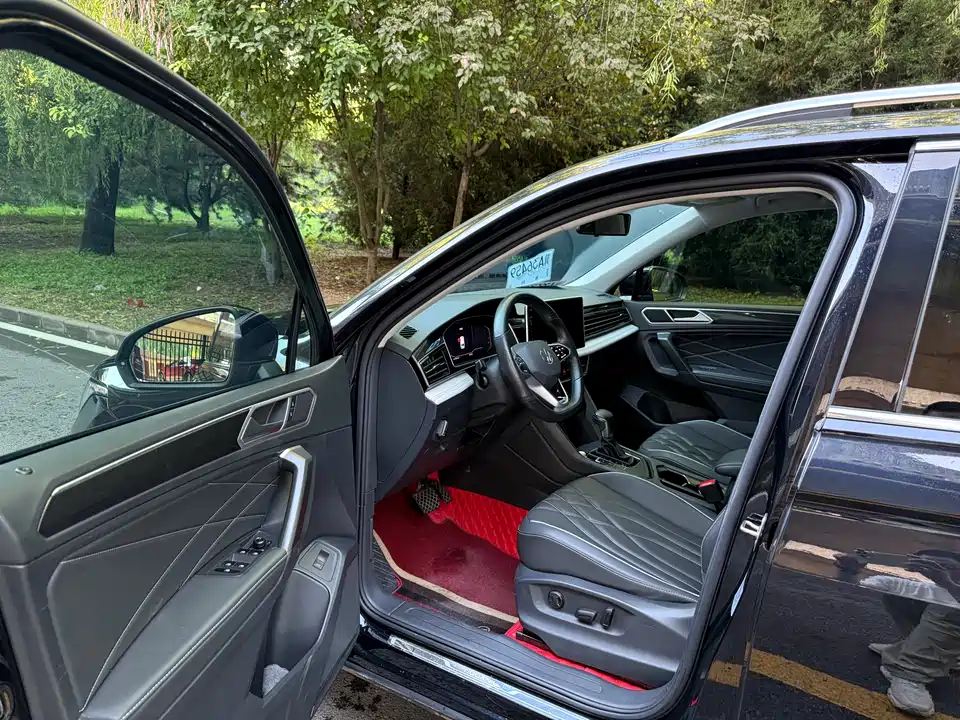 Volkswagen Tiguan L Volkswagen Tiguan L