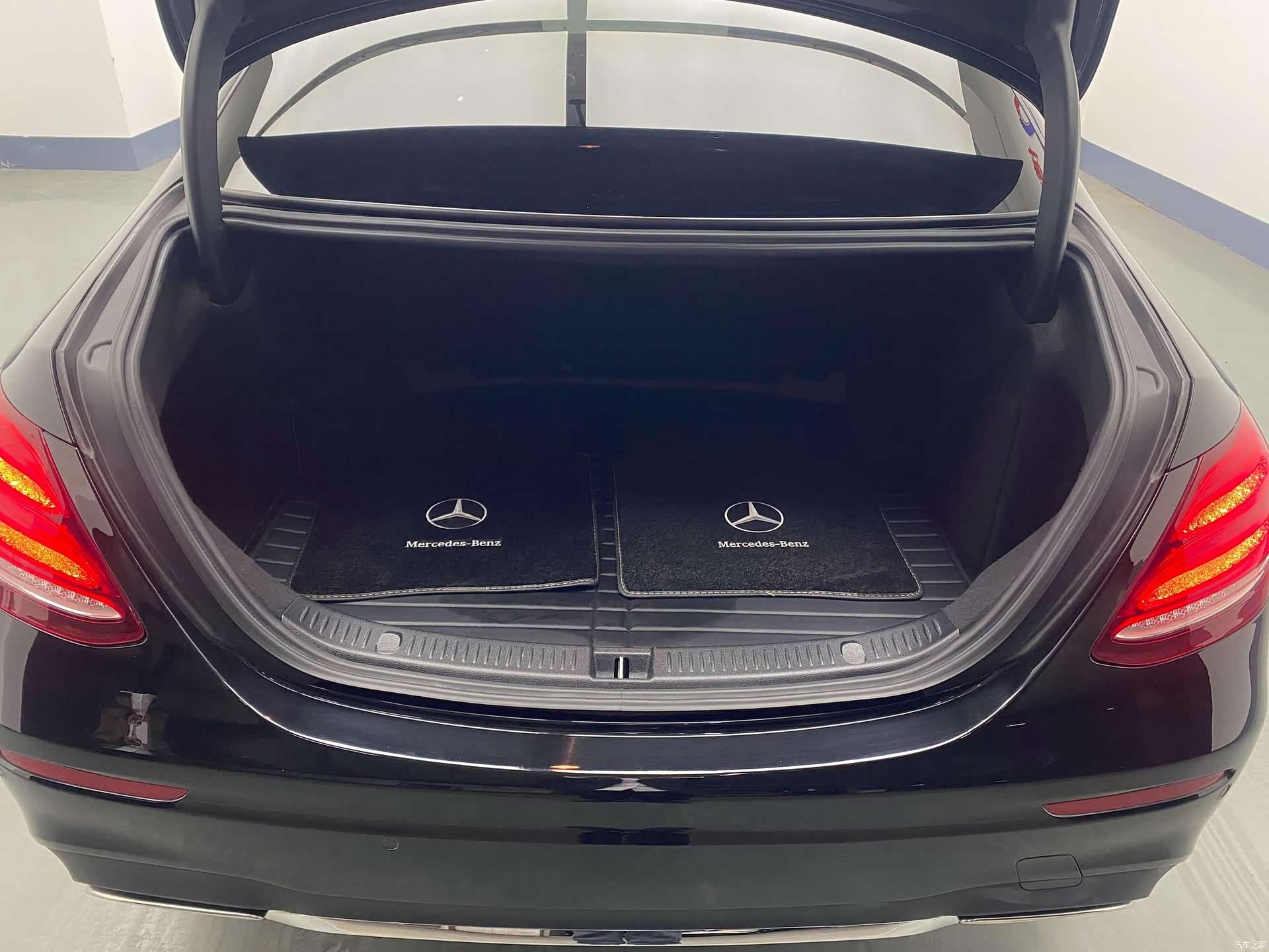 Mercedes-Benz E-Class, 2018 9