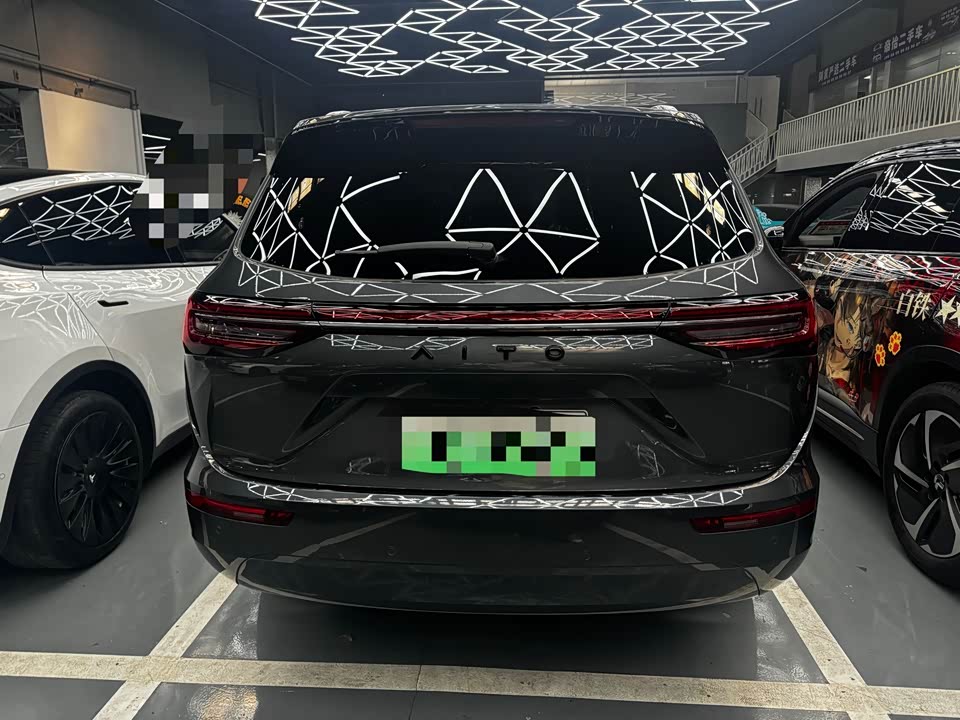 AITO Ask the world M7