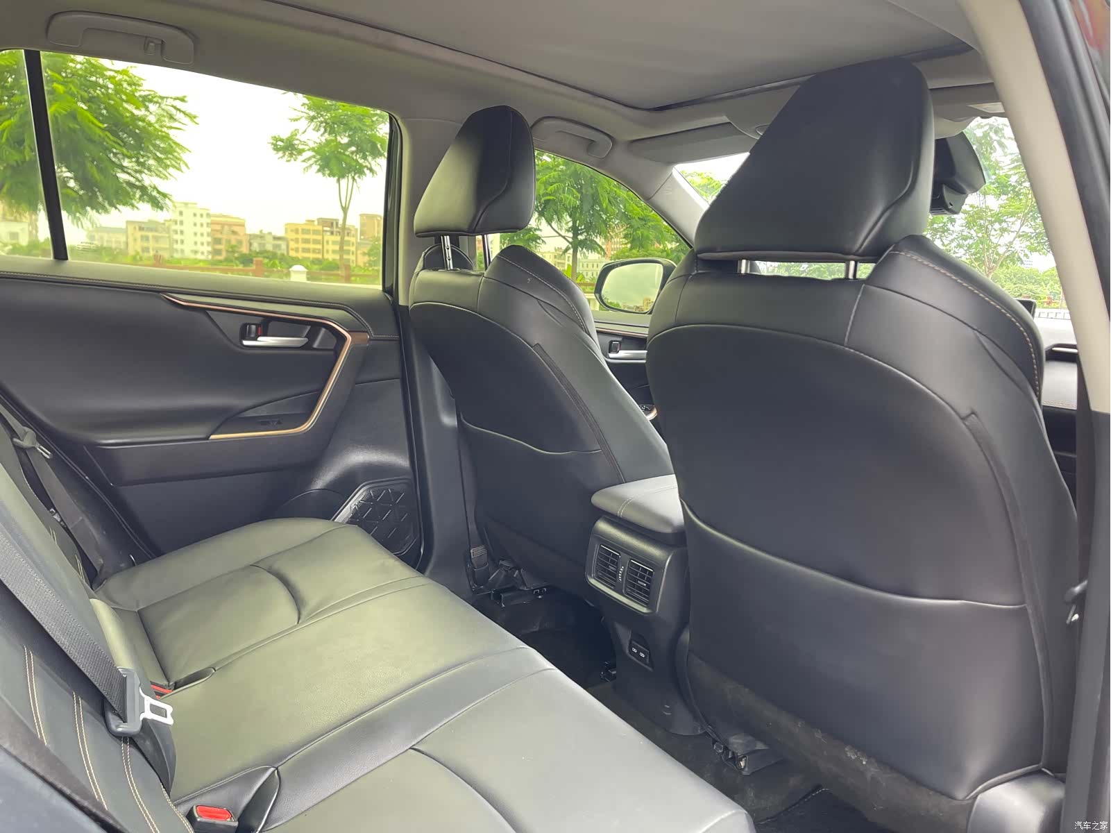 Toyota Wildlander, 2024 14