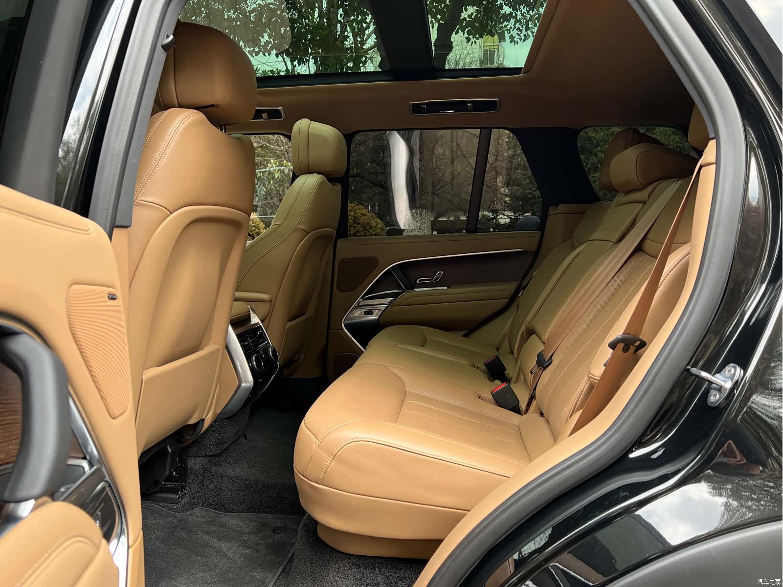 Land Rover Range Rover, 2024 14