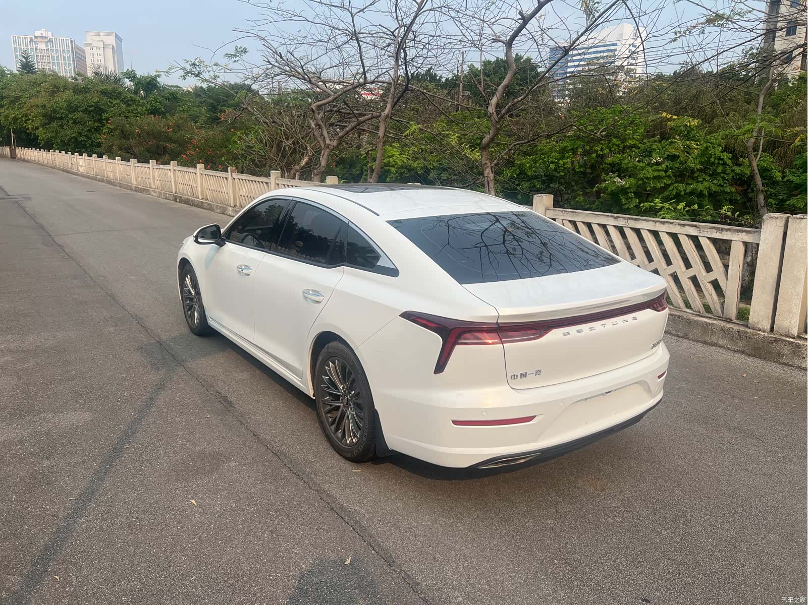 Bestune B70, 2022 18