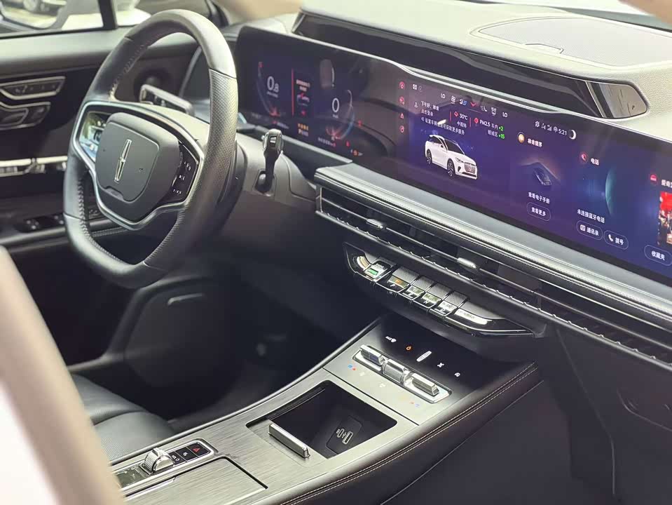 Lincoln Adventurer