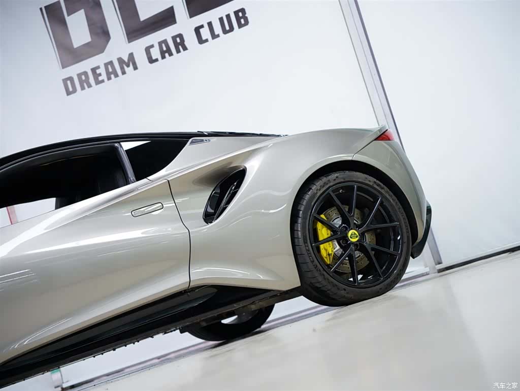 Lotus EMIRA, 2024 21