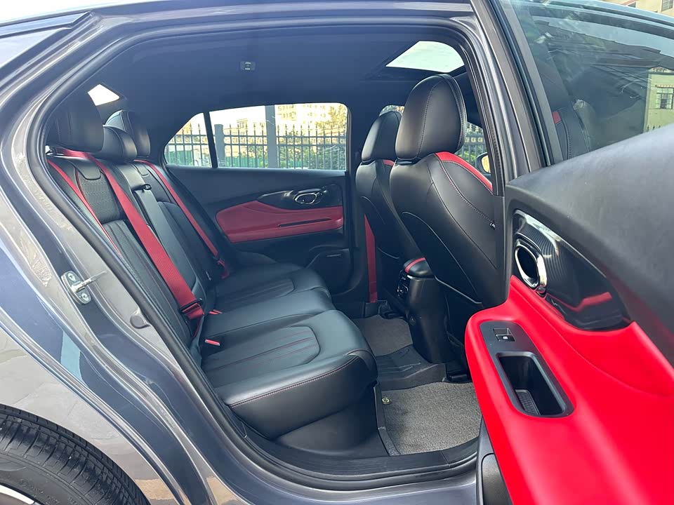 Trumpchi Shadow Leopard