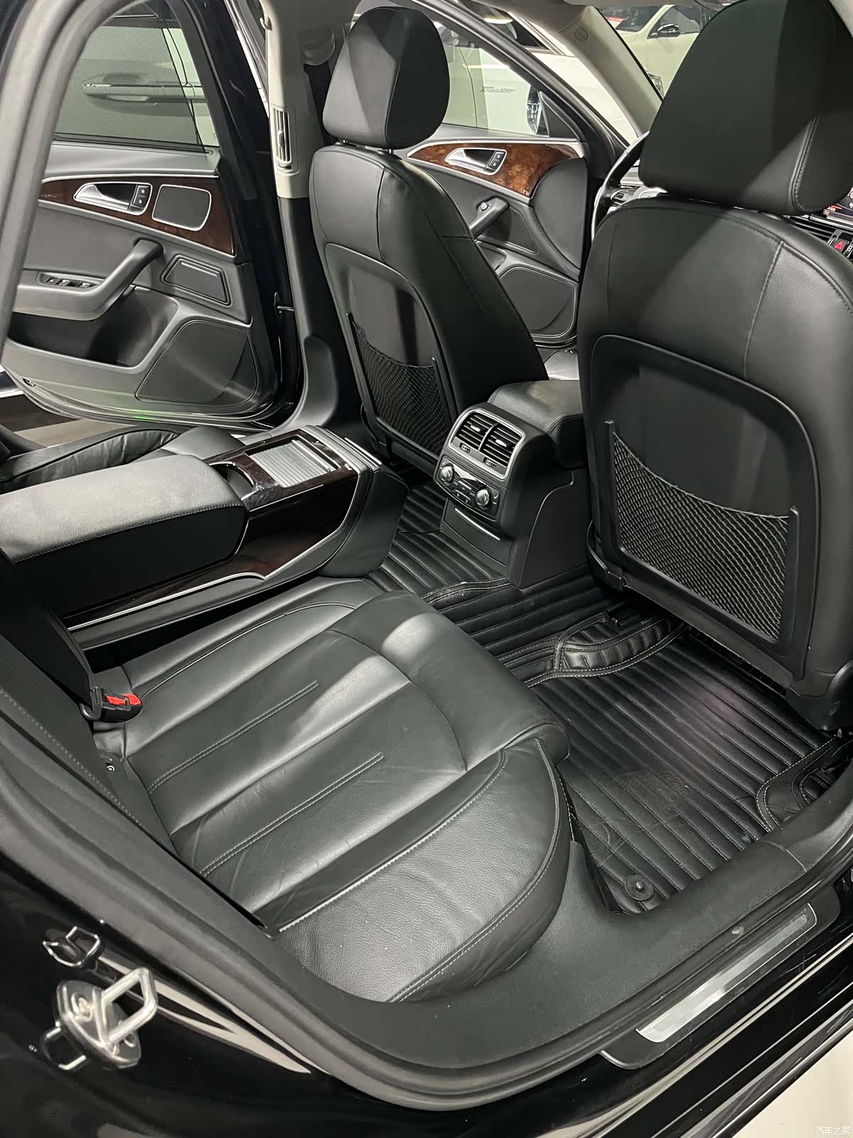 Audi A6L, 2017 9