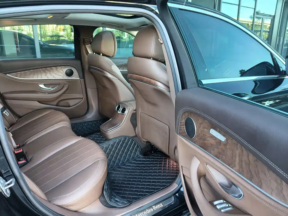 Mercedes-Benz E-class Mercedes-Benz E-class