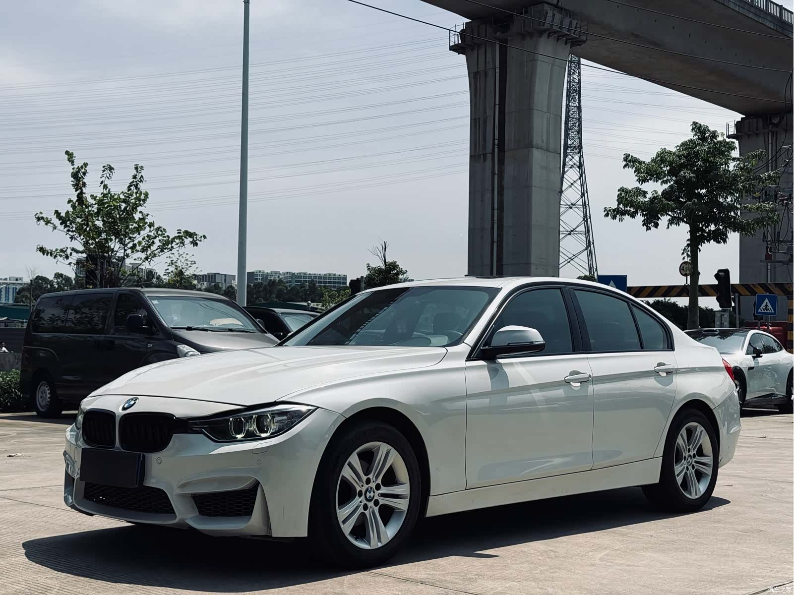 BMW 3 Series, 2013 1