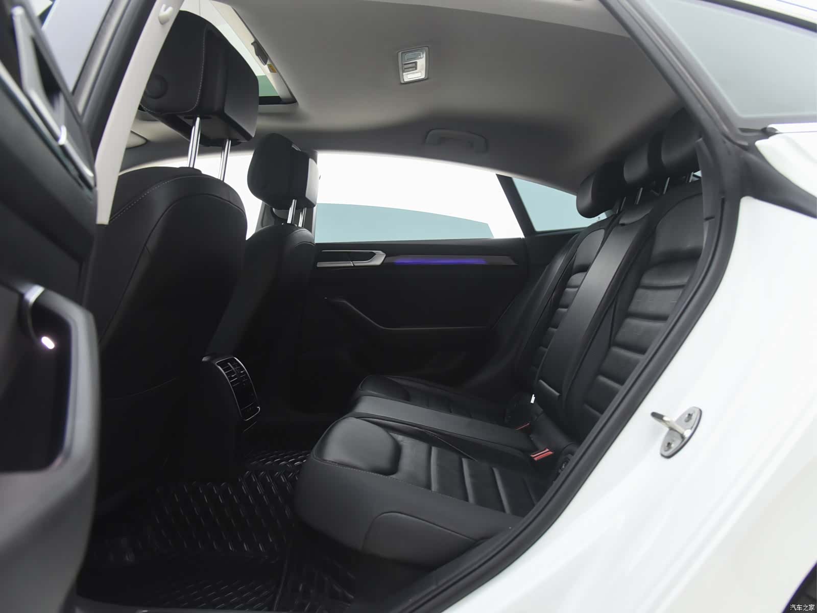 Volkswagen CC, 2024 12