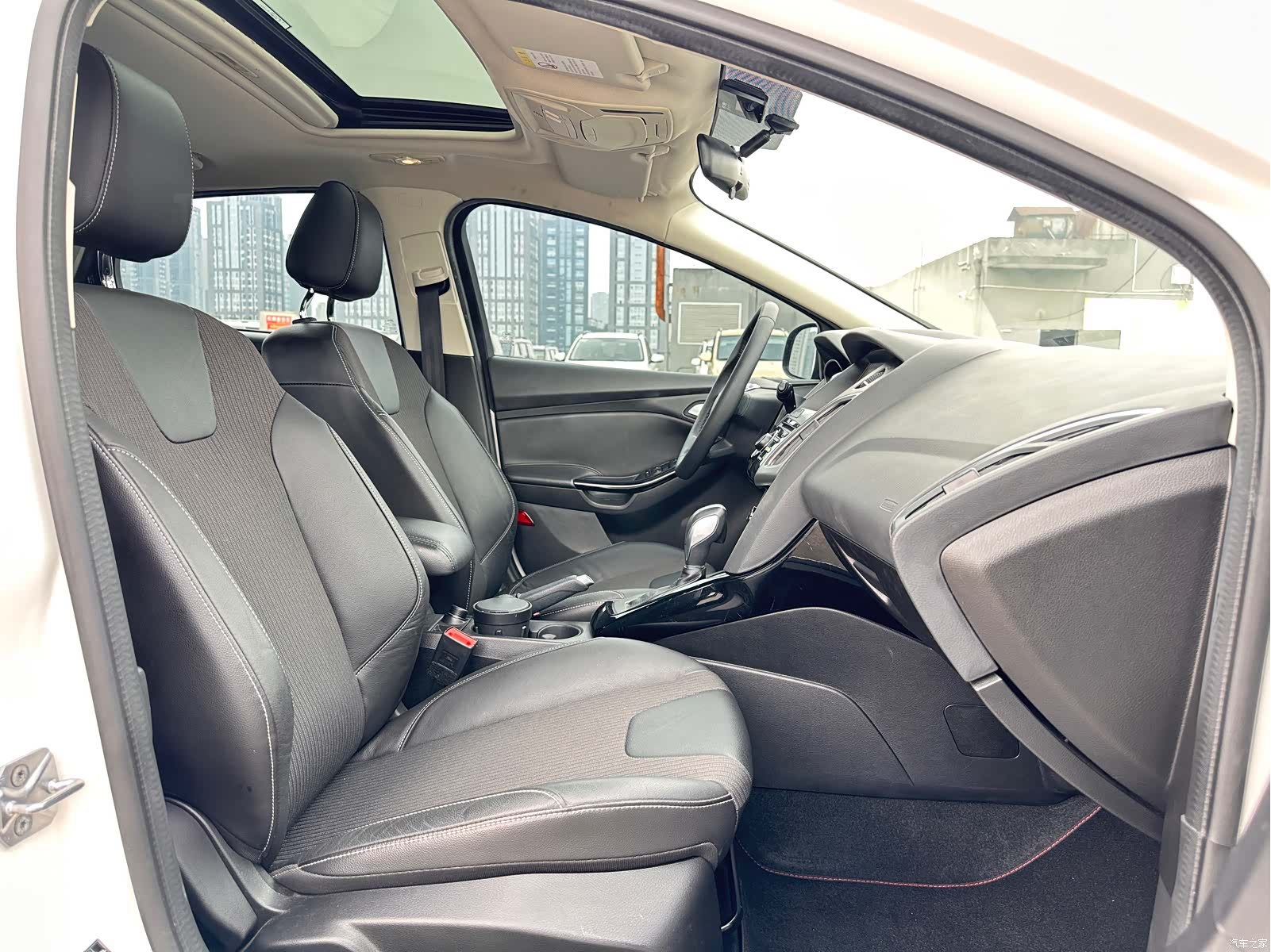 Ford Focus, 2014 15