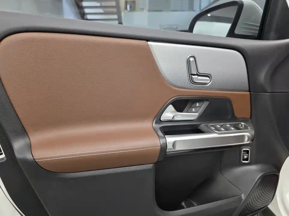 Mercedes-Benz GLB Mercedes-Benz GLB