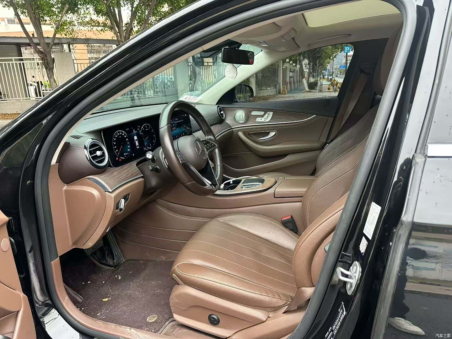 Mercedes-Benz E-Class, 2023 6