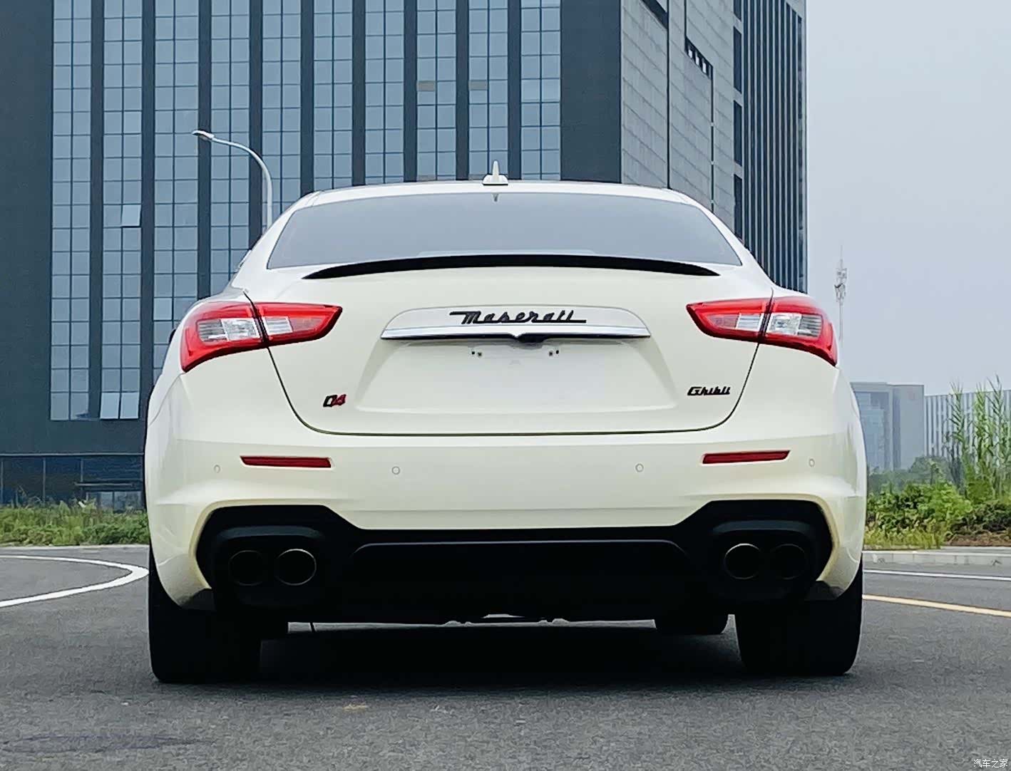 Maserati Ghibli, 2019 13