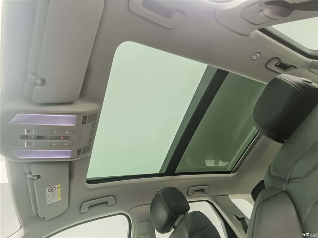 Volkswagen Touareg, 2020 14