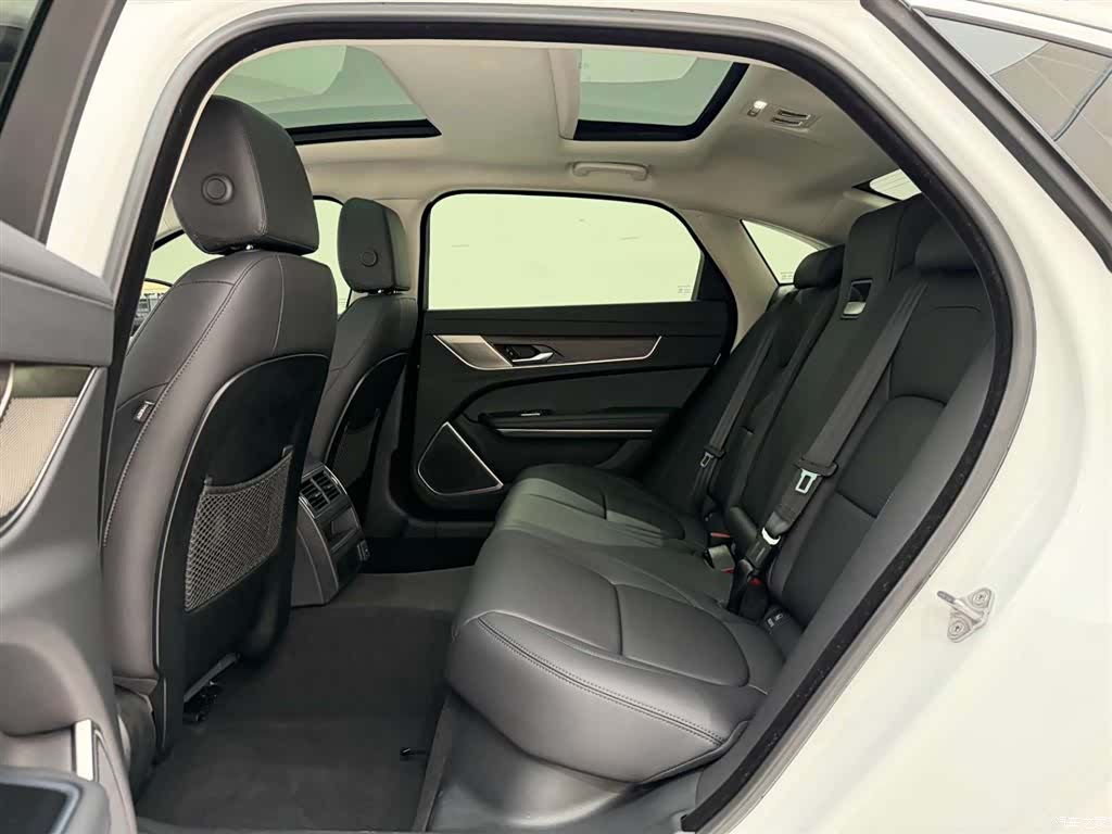 Land Rover P200, 2023 17