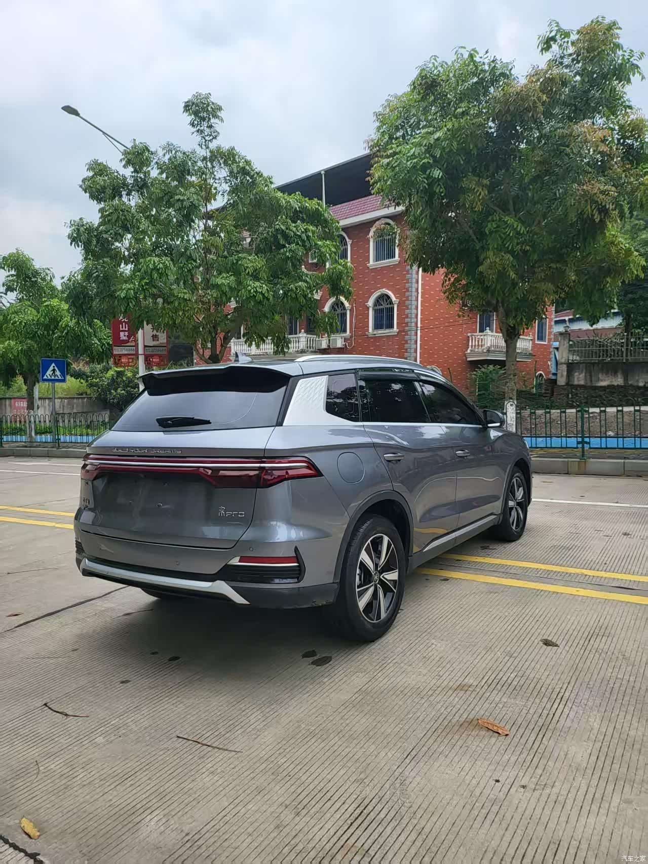 BYD Song, 2023 10