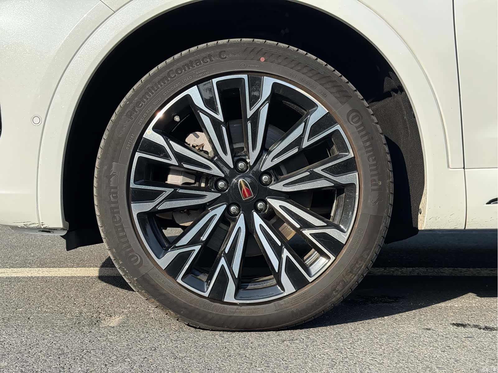 Hongqi HS5, 2024 20