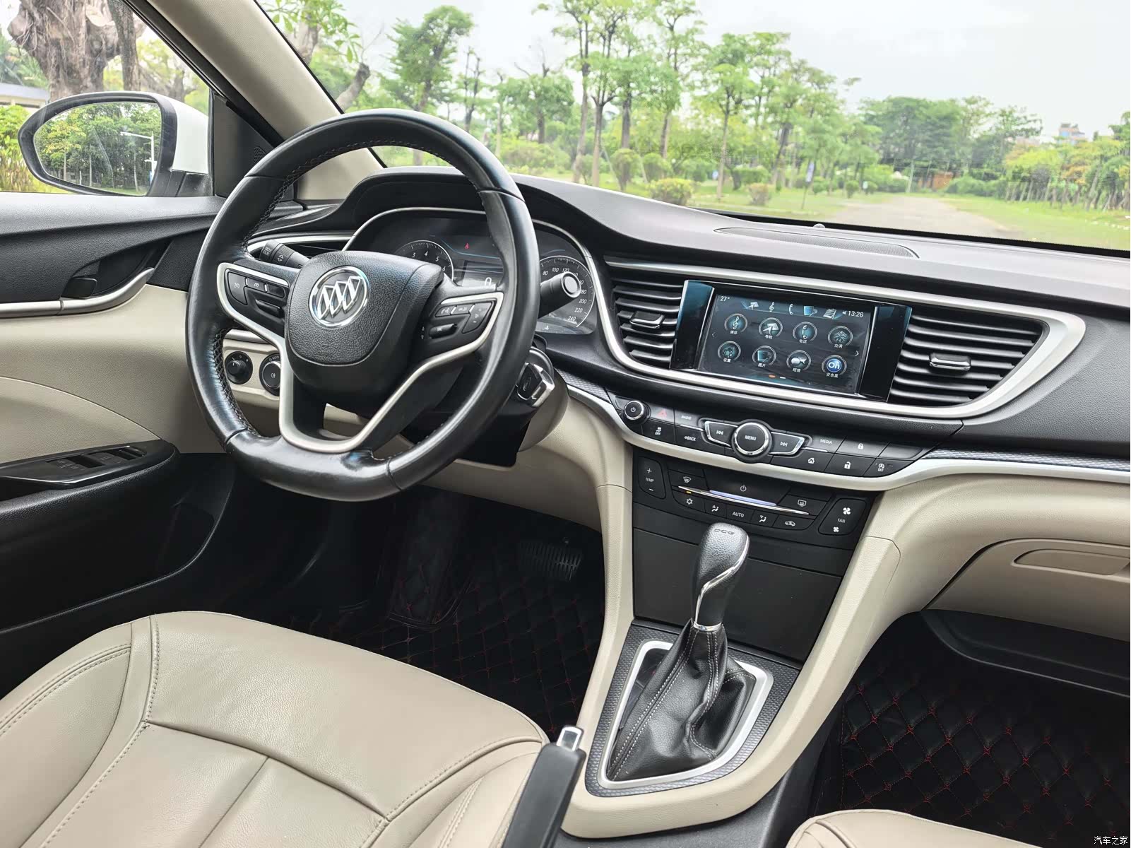 Buick V, 2020 12