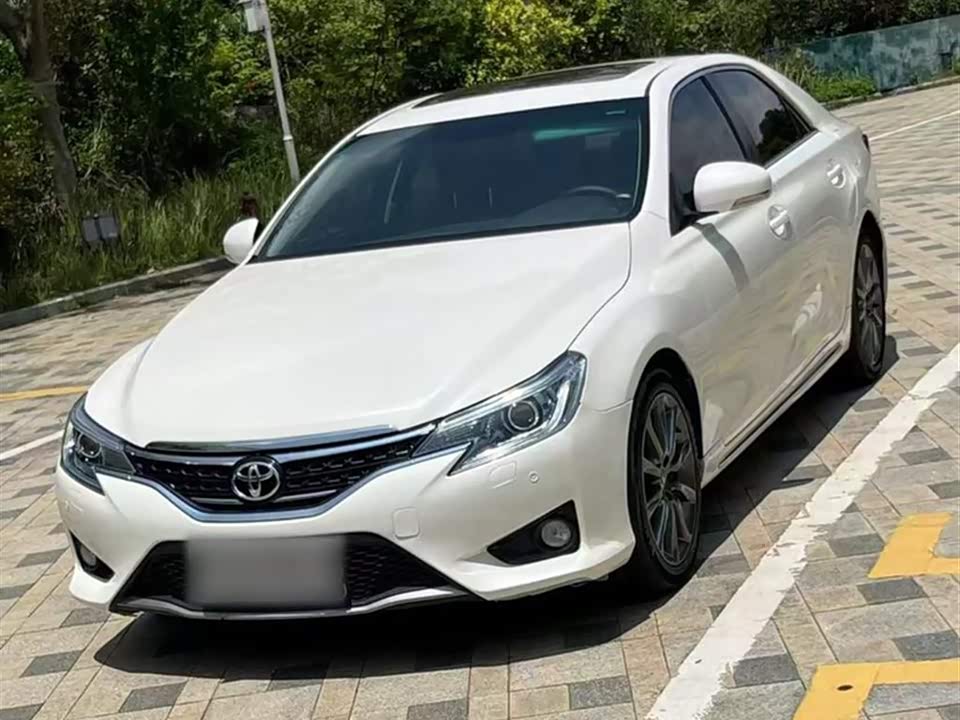 Toyota Reiz Toyota Reiz