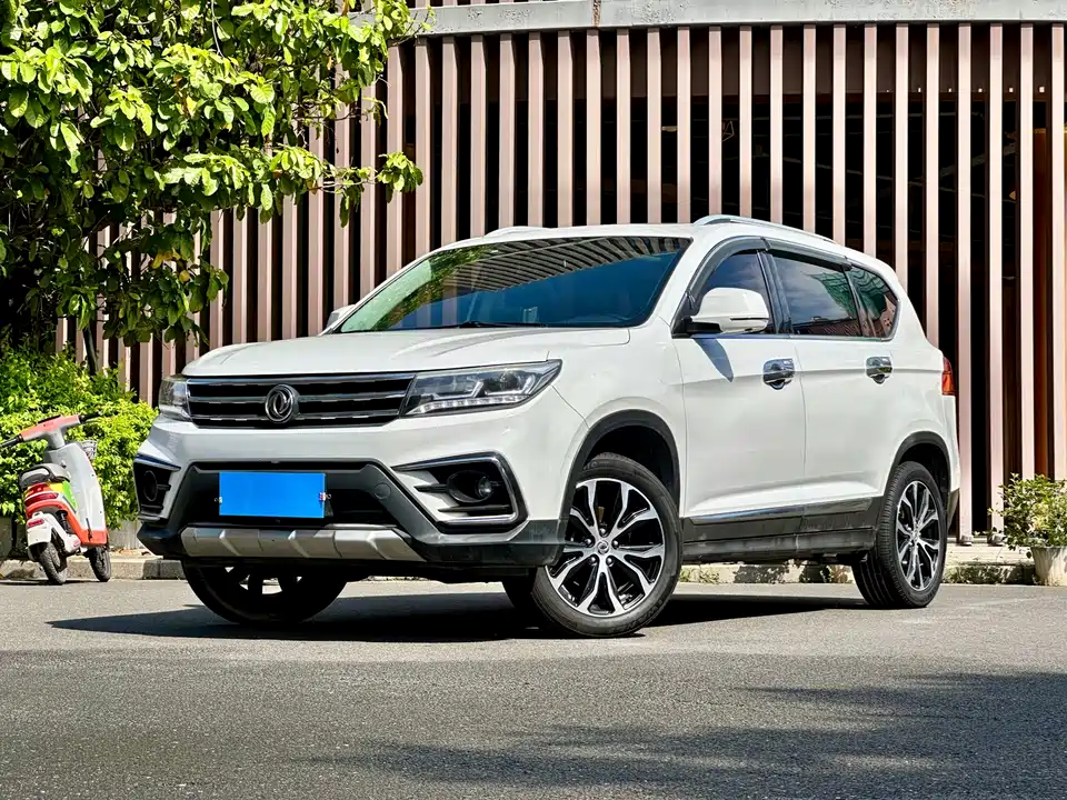 Forthing Jingyi X5 Forthing Jingyi X5