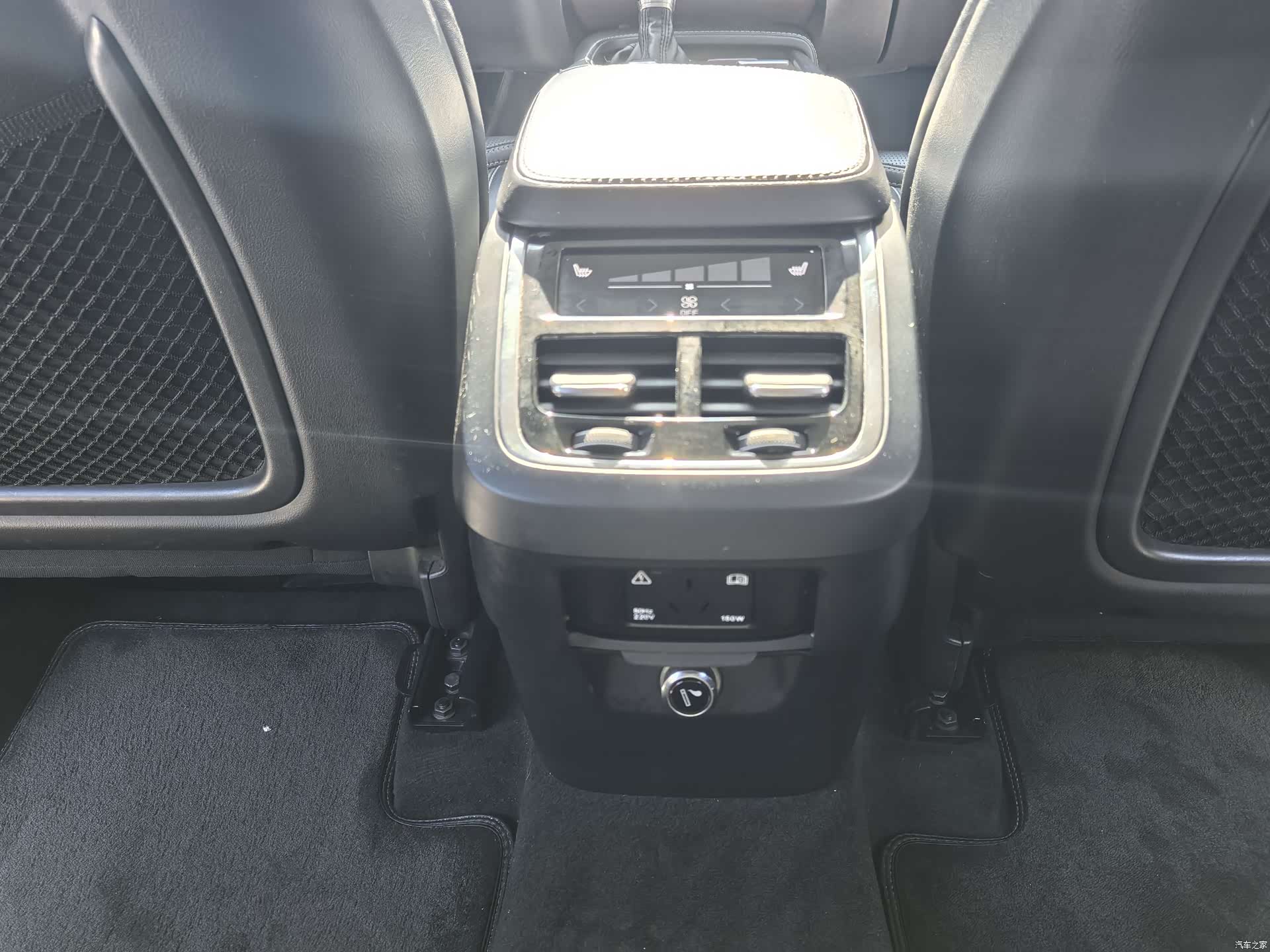 Volvo XC90, 2017 21
