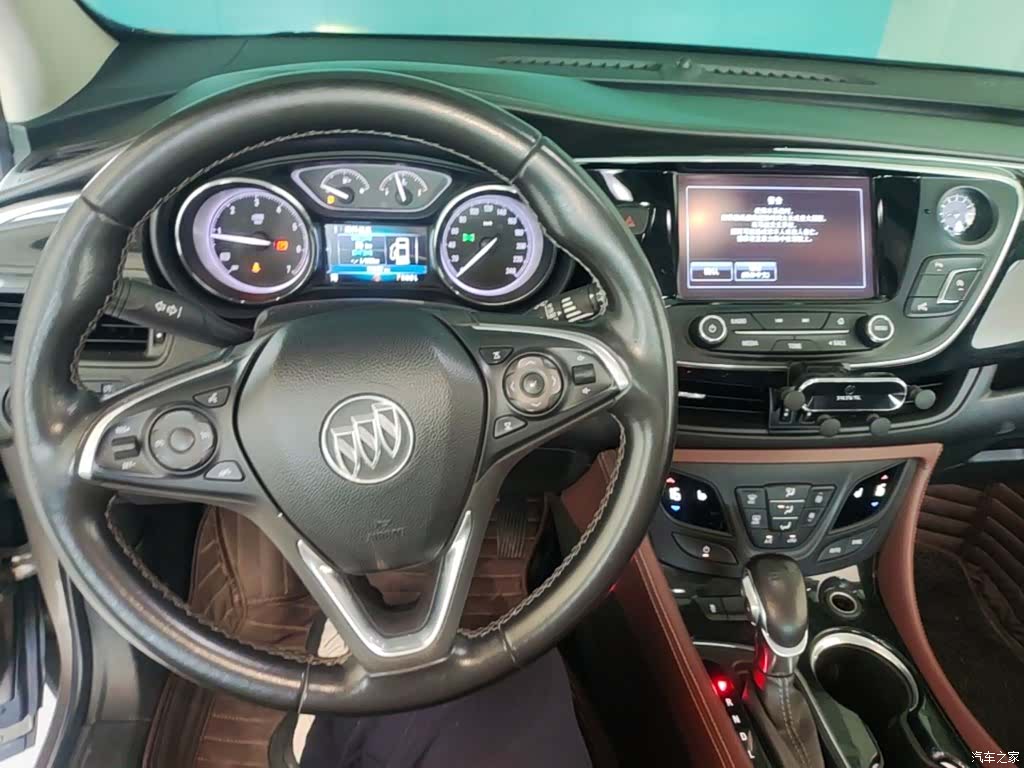 Buick Envision Plus, 2018 10