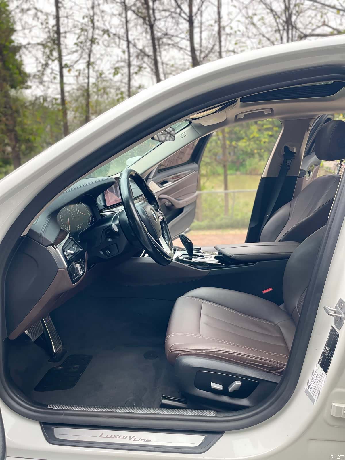 BMW 5 Series, 2019 43