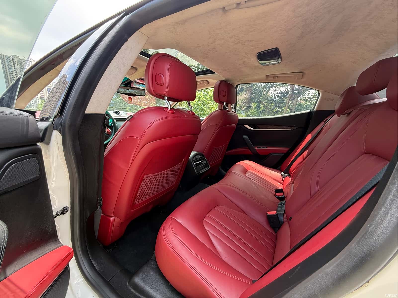 Maserati Ghibli, 2016 8