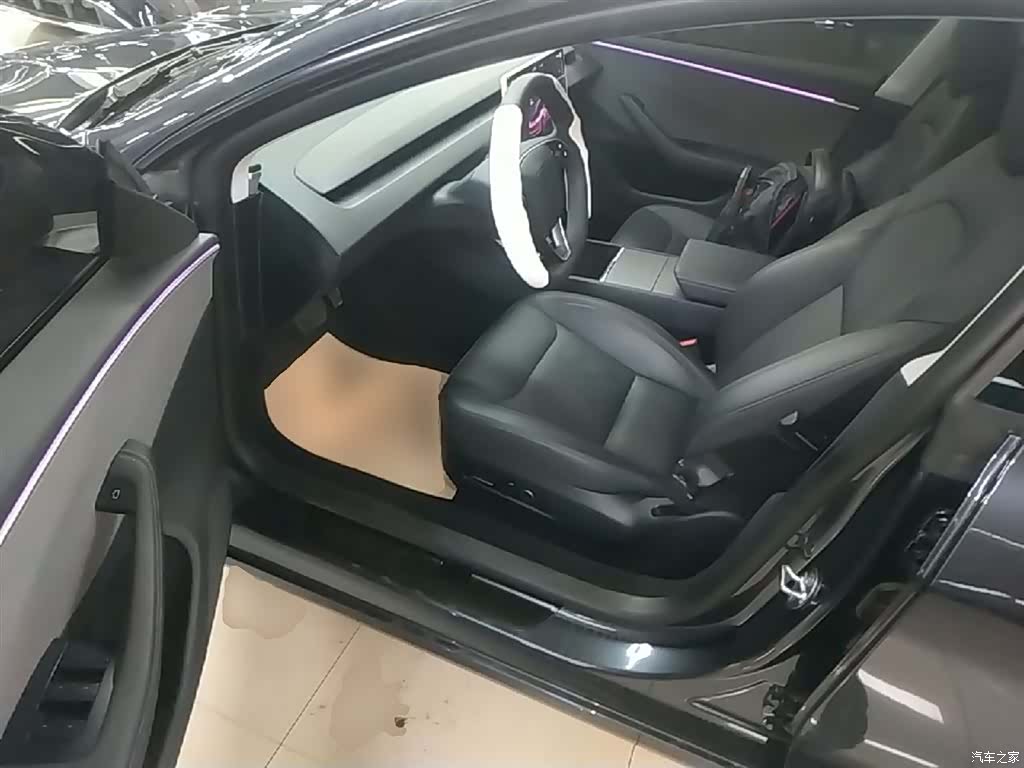 Tesla Model 3, 2024 16