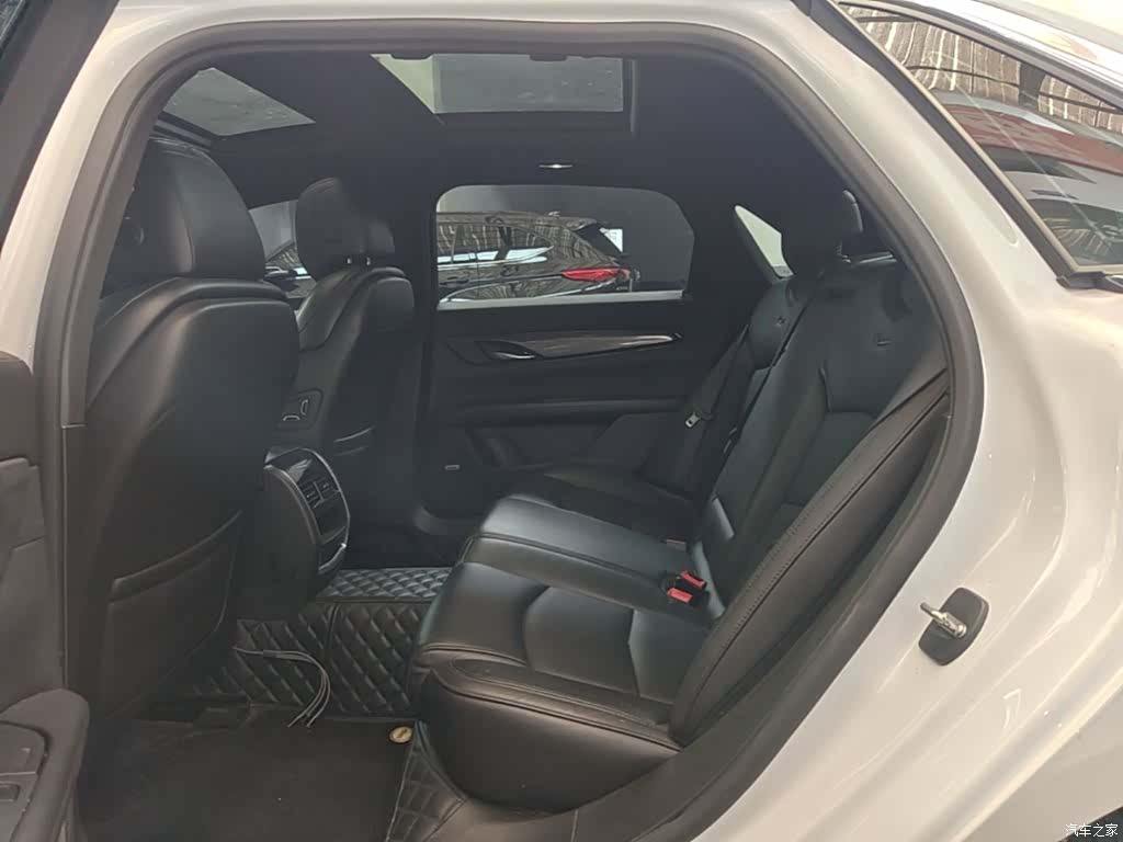 Cadillac CT6, 2021 17