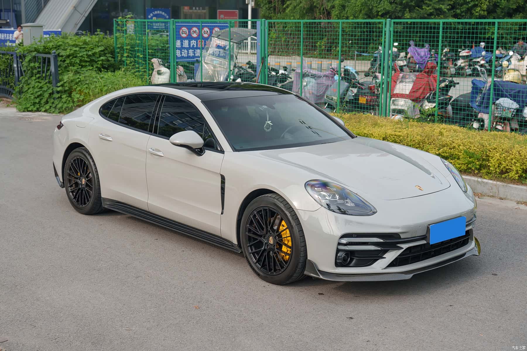 Porsche Panamera, 2020 3