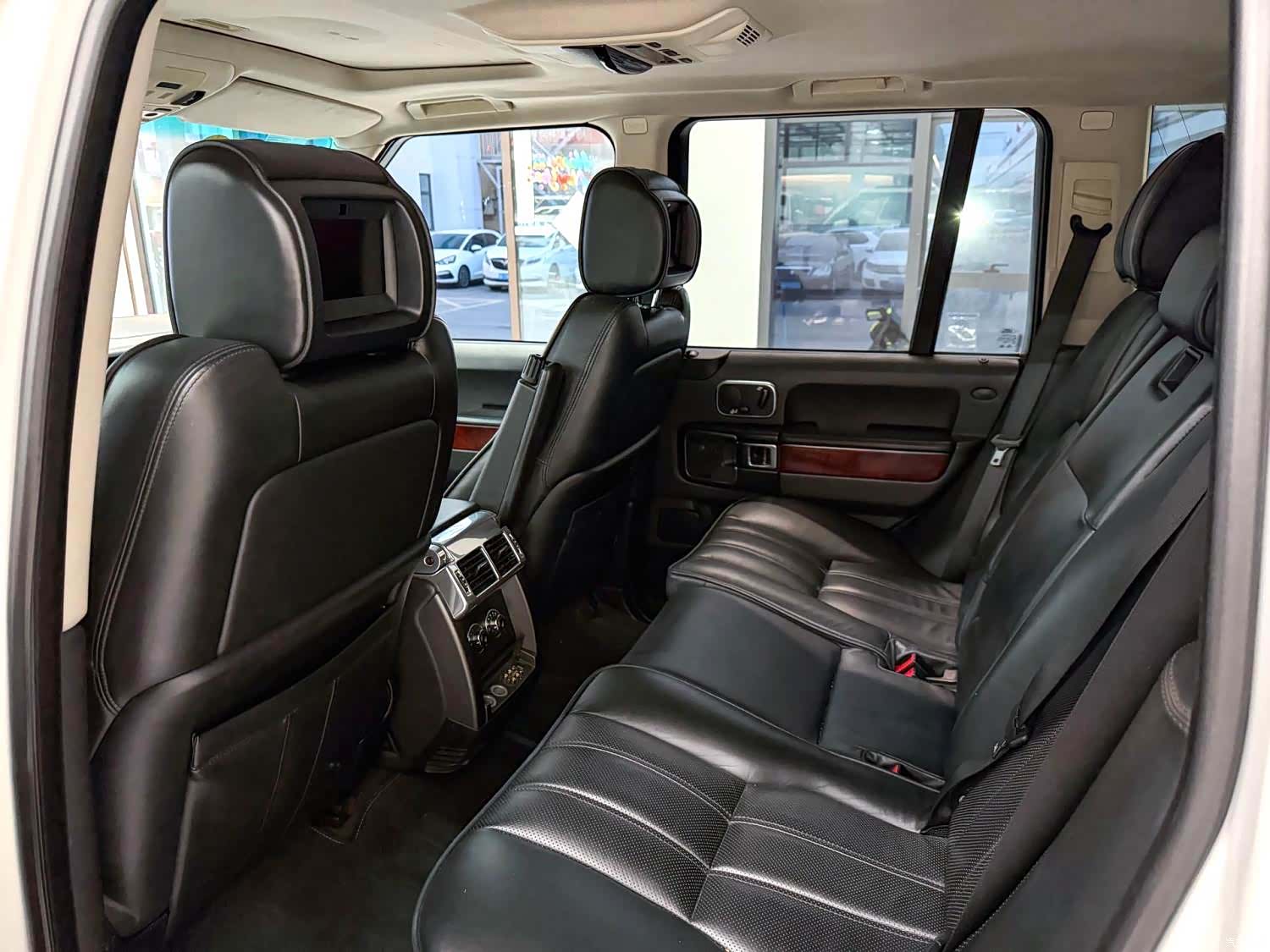 Land Rover Range Rover, 2011 9