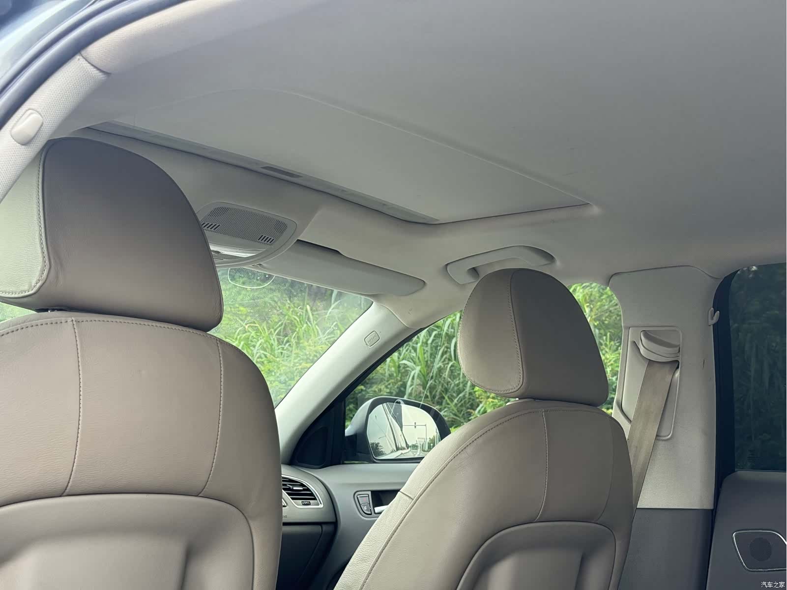 Audi A4L, 2010 9