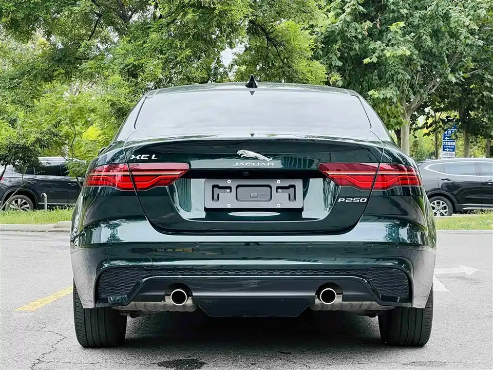 Jaguar XEL