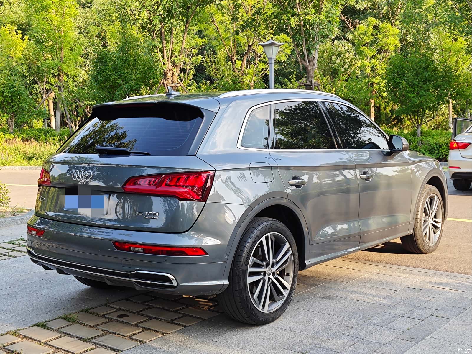 Audi Q5L, 2020 4