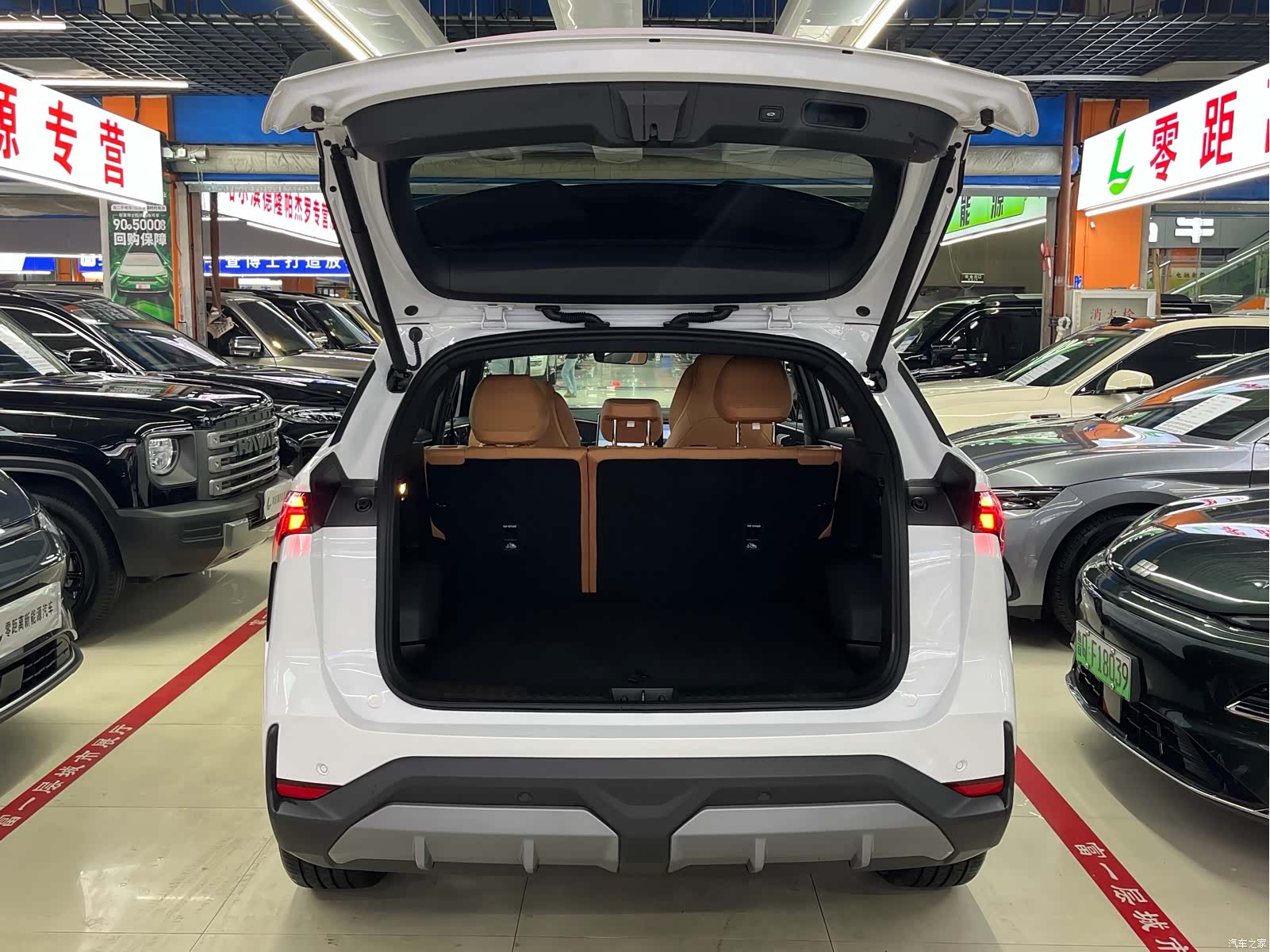 Geely Galaxy L7, 2025 17