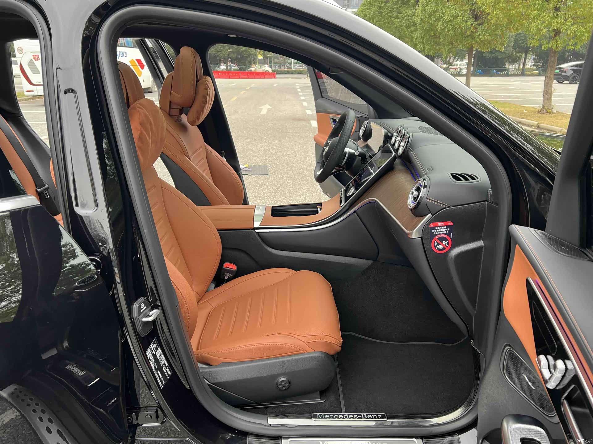 Mercedes-Benz GLC, 2025 6