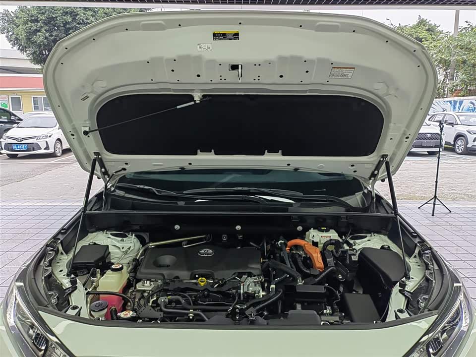 Toyota RAV4 Rongfang