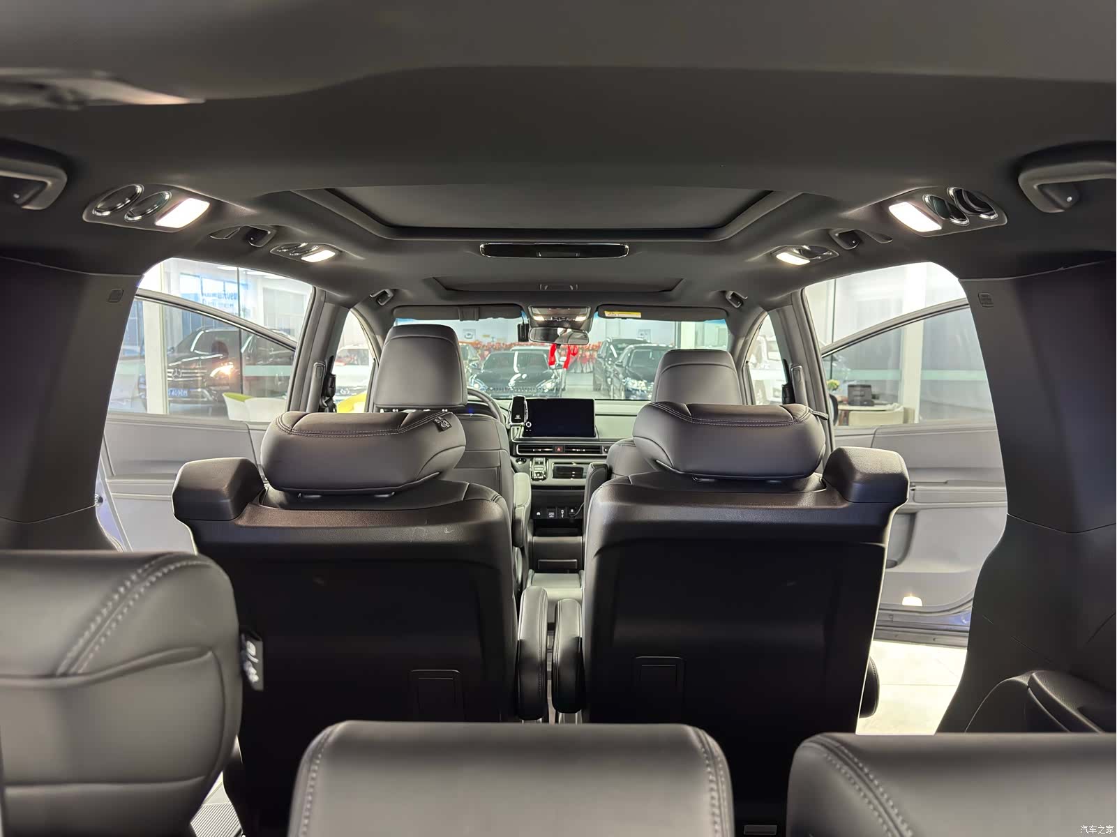 Honda Odyssey, 2023 12