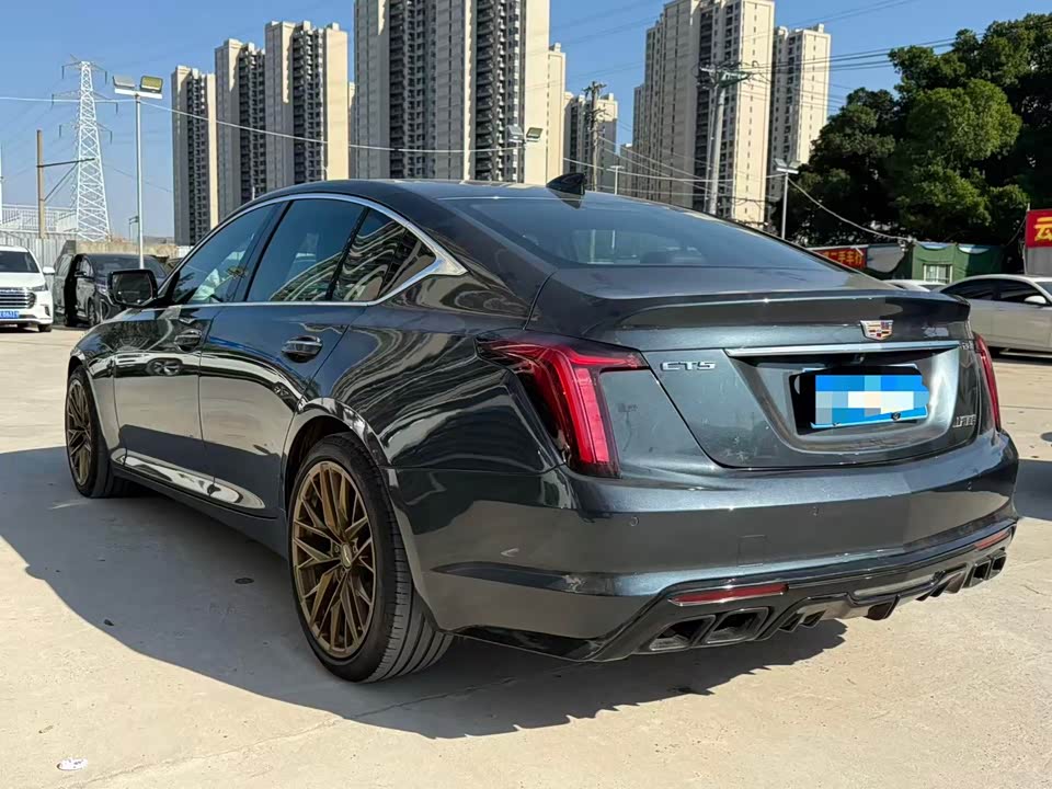 Cadillac CT5