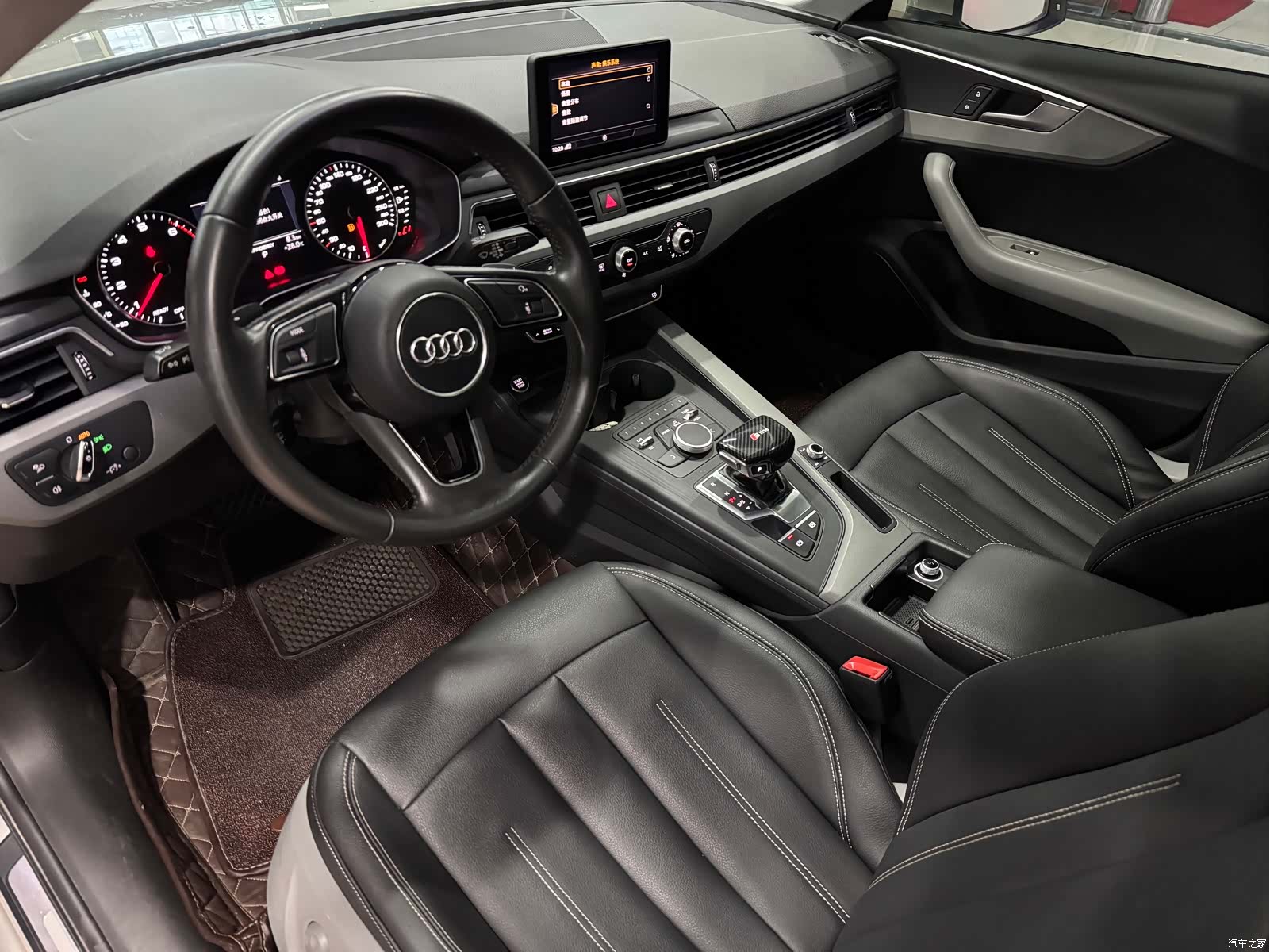 Audi A4L, 2017 6