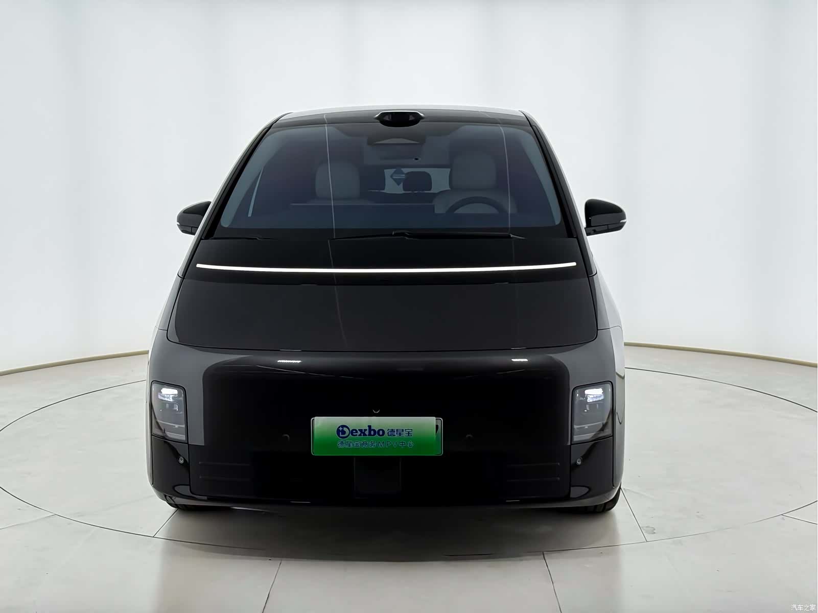 Li Auto MEGA, 2025 2
