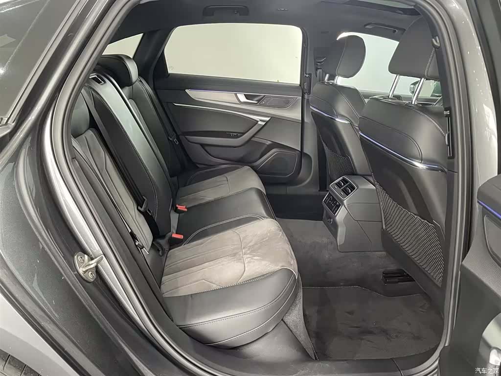 Audi A6L, 2022 12