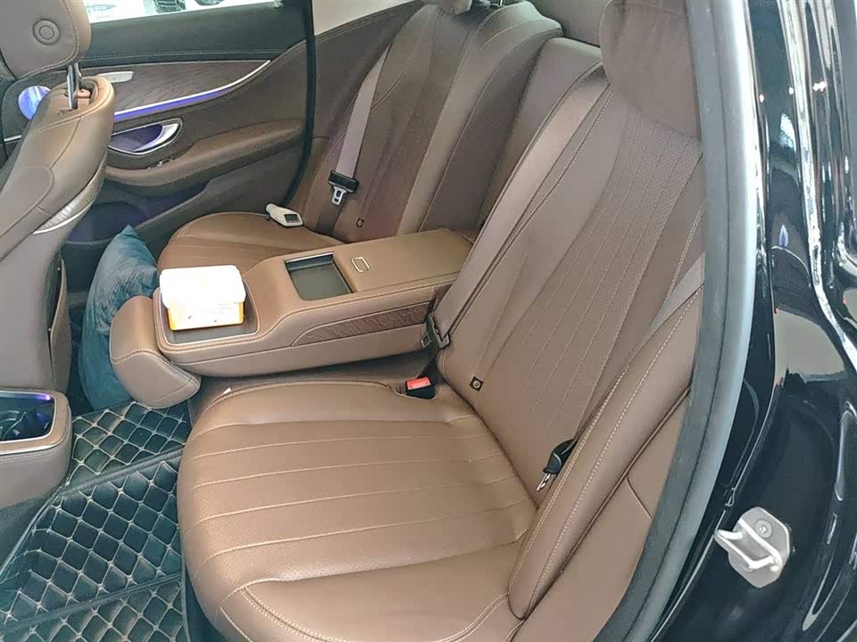 Mercedes-Benz E-class Mercedes-Benz E-class