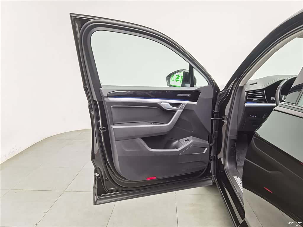 Volkswagen Touareg, 2020 8