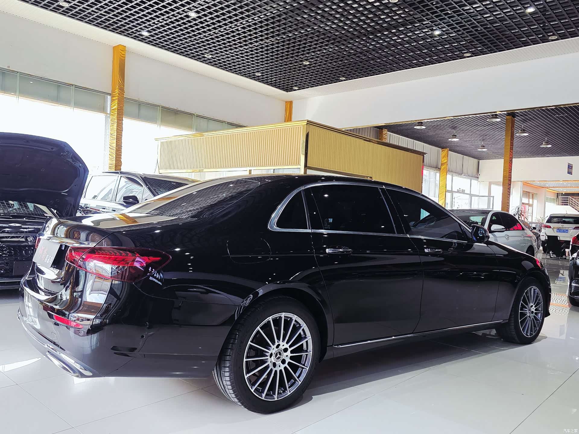 Mercedes-Benz E-Class, 2021 13