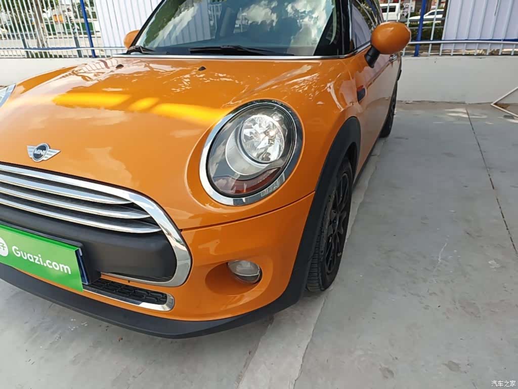 Mini ONE, 2018 24