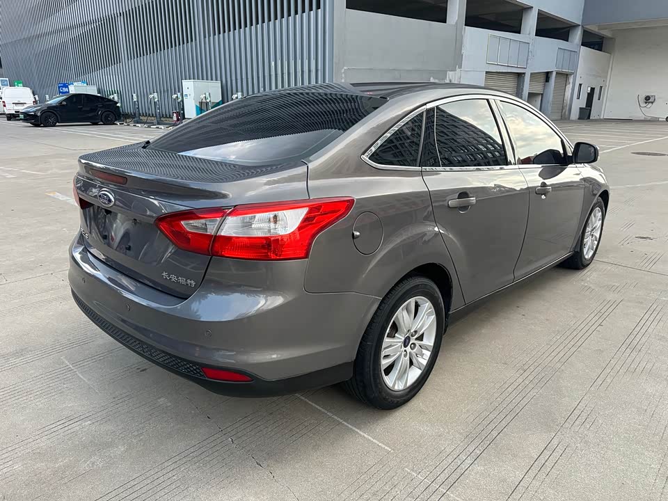Ford Fox