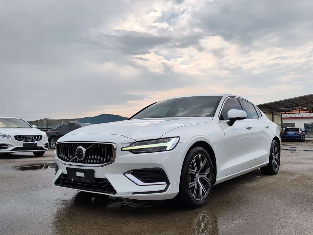 Volvo S60