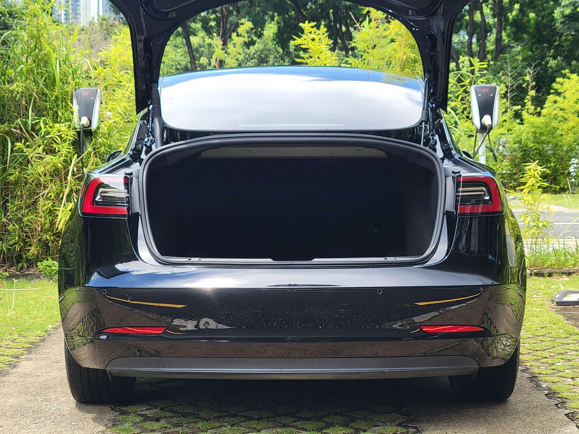 Tesla Model 3, 2022 18